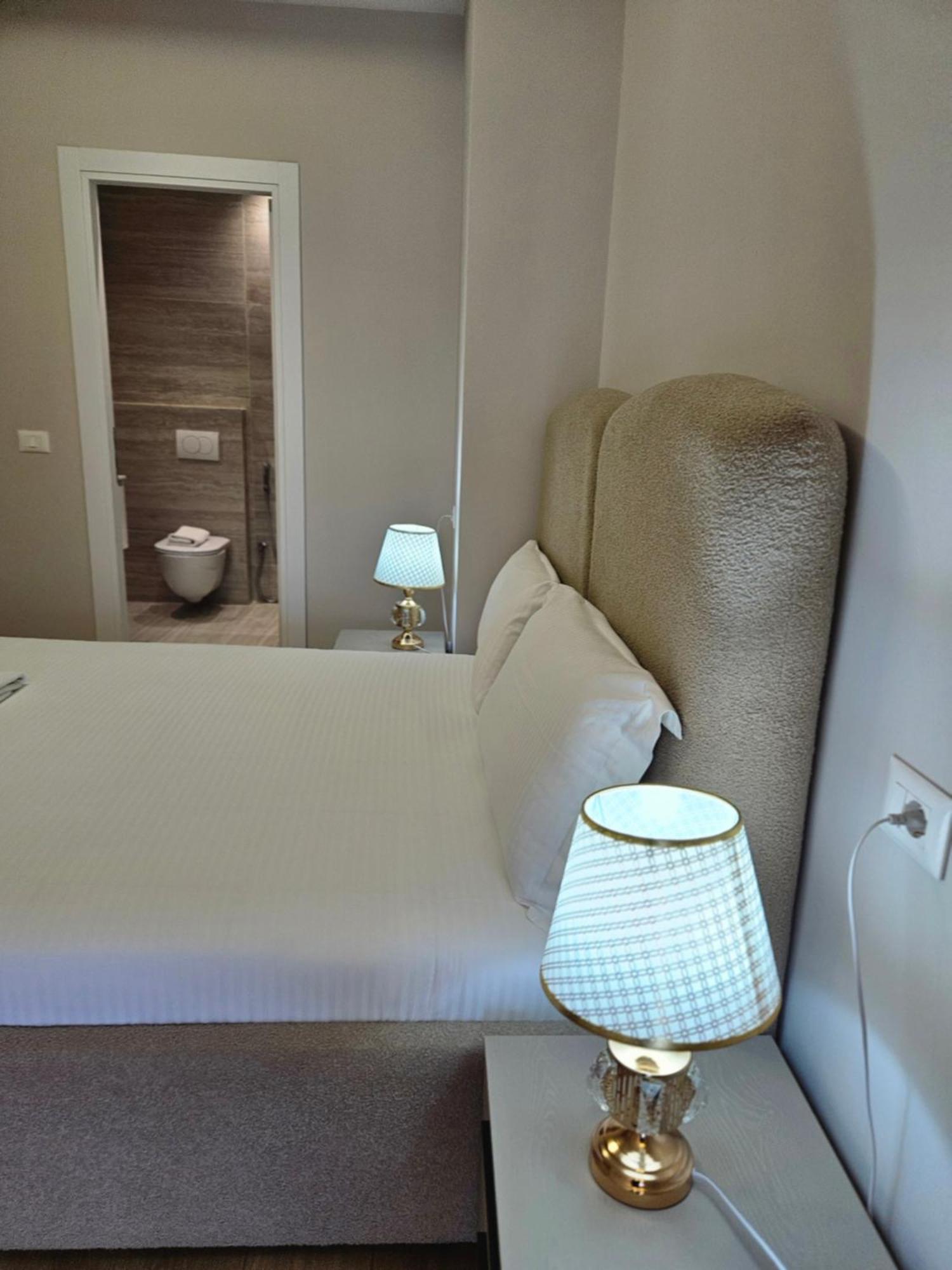 Miku Apartment-modern 2bedroom In Prime Location Tirana