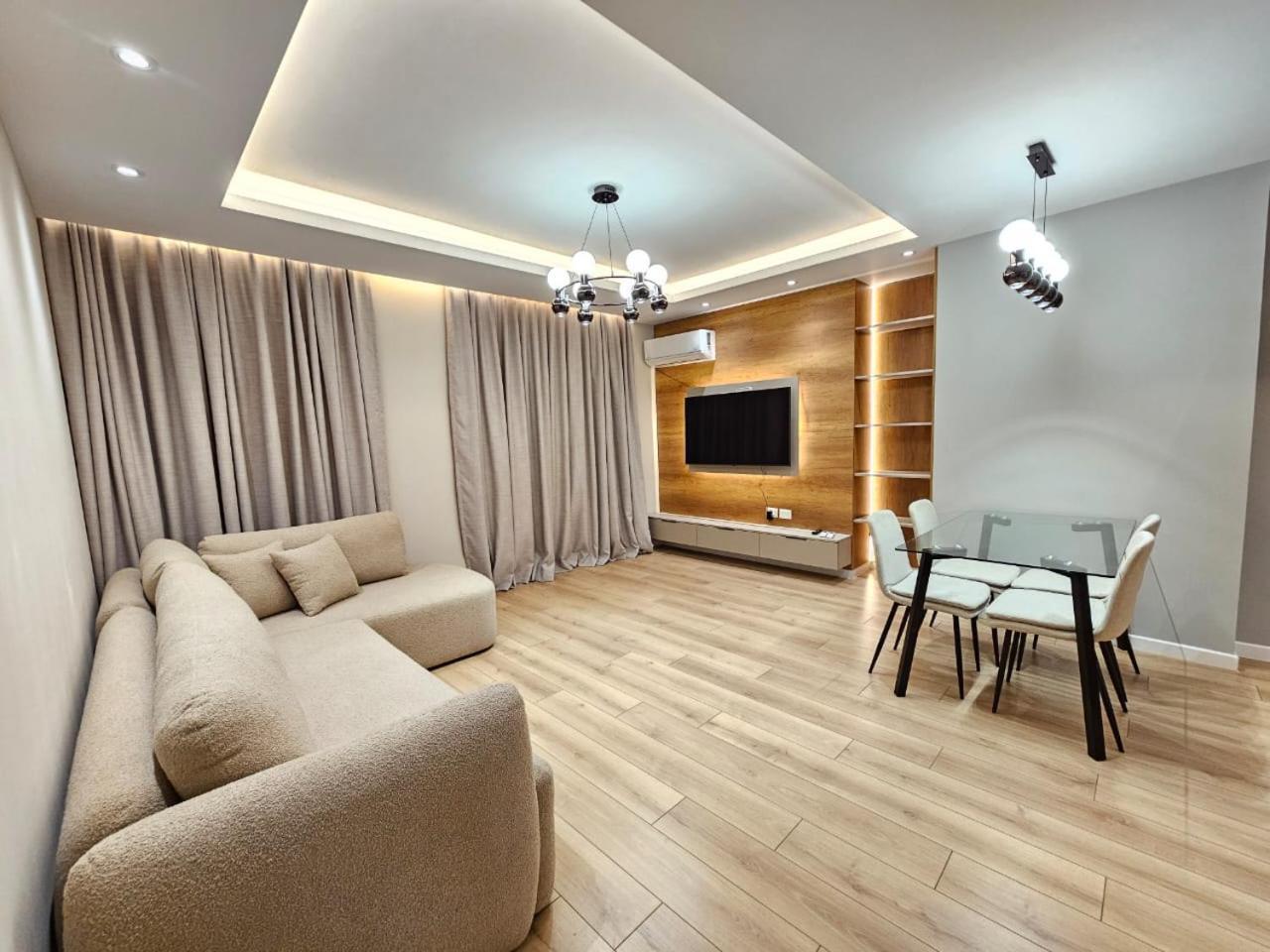 Miku Apartment-modern 2bedroom In Prime Location Апартаменты *